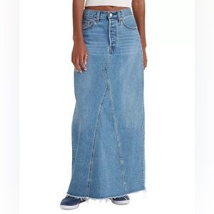 Levi’s long maxi skirt size 3